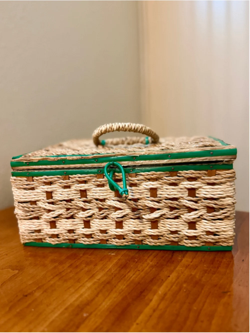 Vintage Woven Straw Sewing Basket Green Floral Satin Tufted Lining Pincushion